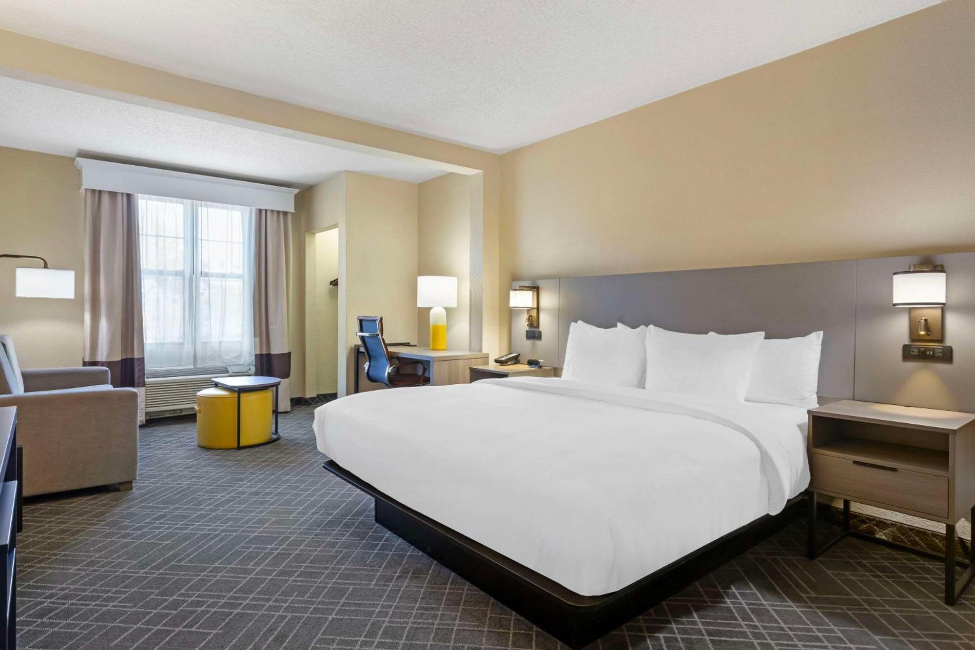 Comfort Suites Hanes Mall Winston-Salem Extérieur photo
