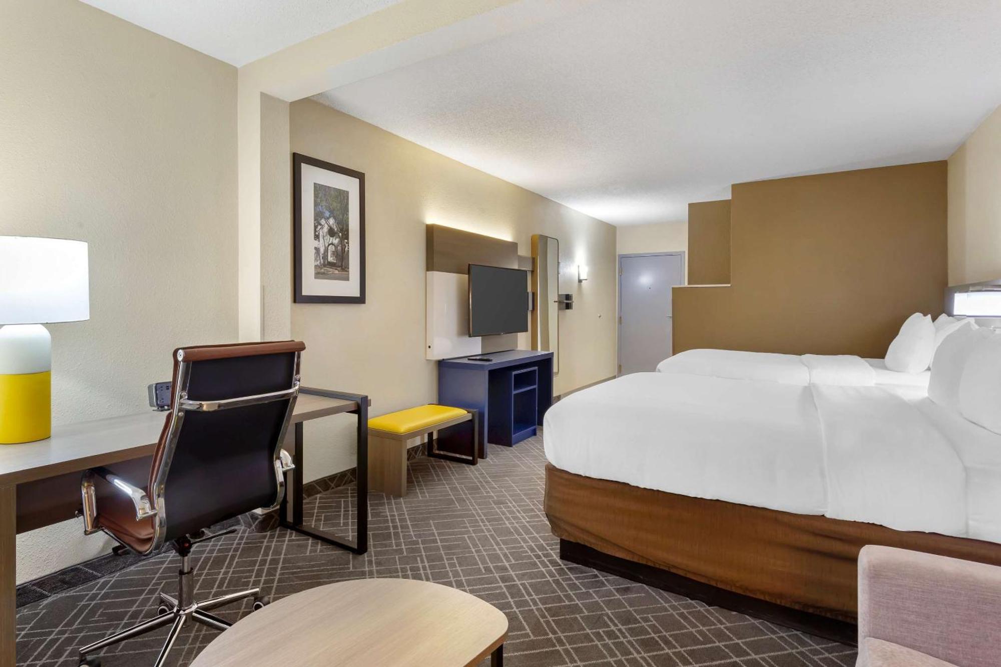 Comfort Suites Hanes Mall Winston-Salem Extérieur photo