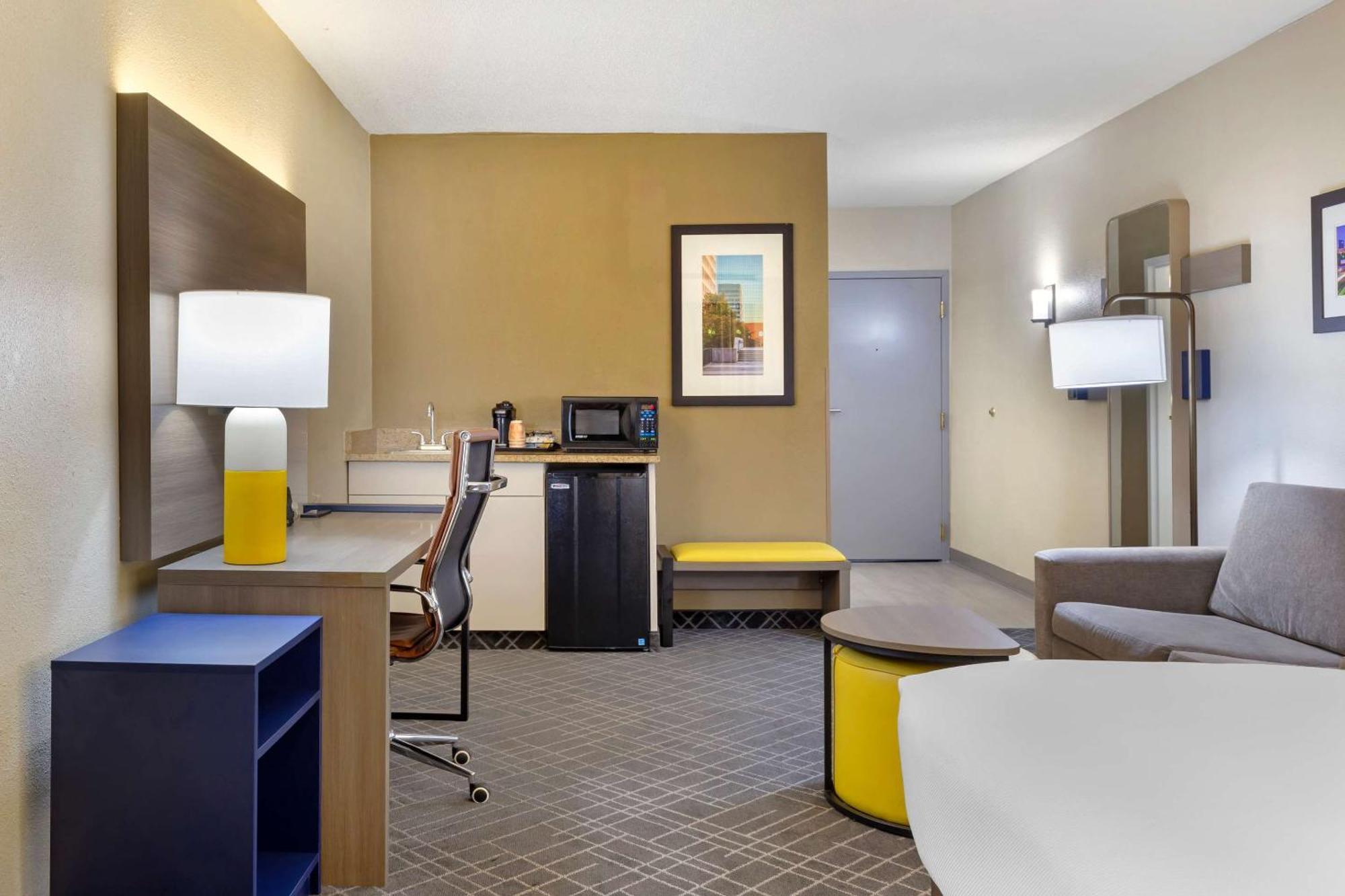 Comfort Suites Hanes Mall Winston-Salem Extérieur photo